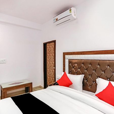 גאזיאבאד Hotel O Golden Stone מראה חיצוני תמונה